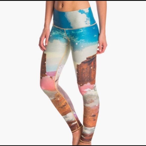 TEEKI Unicorn Wrangler Hot Pant - Picture 4 of 13